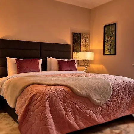 Modern Country Charm Apartment. * مولينجار